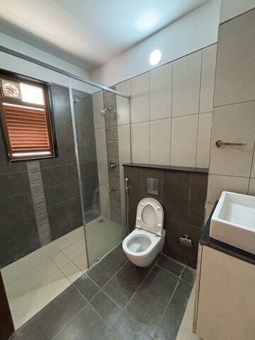 Bathroom in 4 BHK Villa at Sahakara Nagar – for Rent