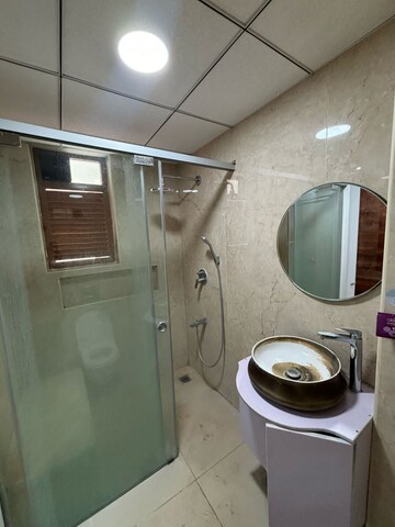 Bathroom in 4 BHK Villa at Sahakara Nagar – for Rent