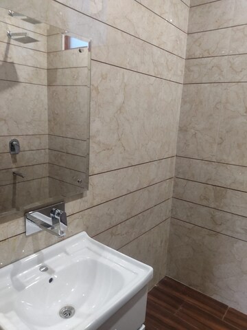 Bathroom in 2 BHK Builder Floor at Sector 37 – for Rent