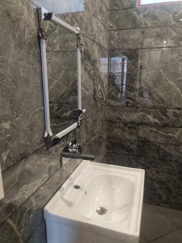 Bathroom in 2 BHK Builder Floor at Sector 37 – for Rent