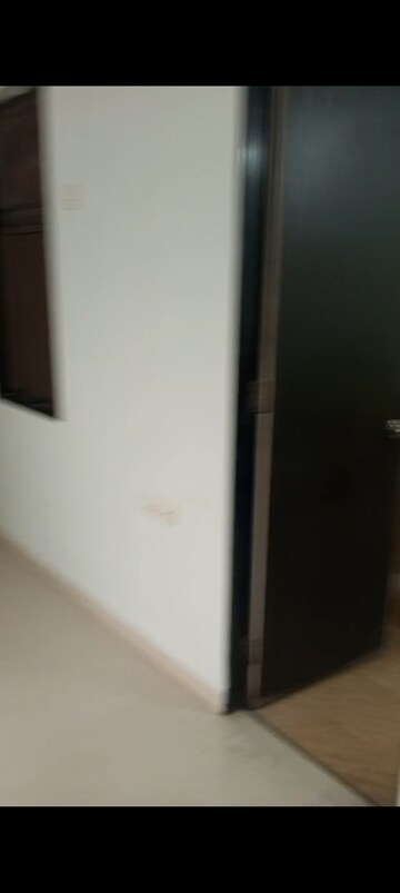 Furnished Amenities in 2.5 BHK Apartment at Neelkanth Palms Phase 2, Thane West – for Rent