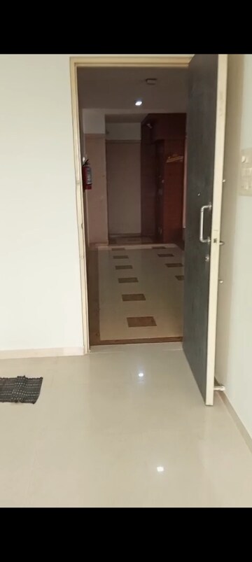 Bathroom in 2.5 BHK Apartment at Neelkanth Palms Phase 2, Thane West – for Rent