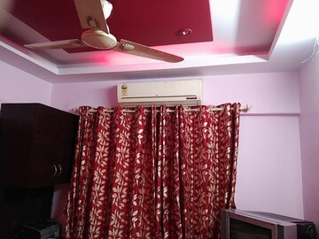 Bedroom in 2 BHK Apartment at Mantri Park, Goregaon East – for Rent