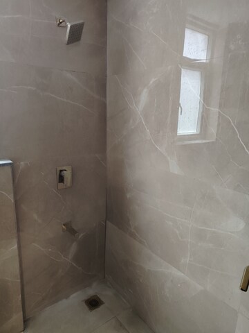 Bathroom in 3 BHK Apartment at Smart World Orchard, Sector 61 – for Rent