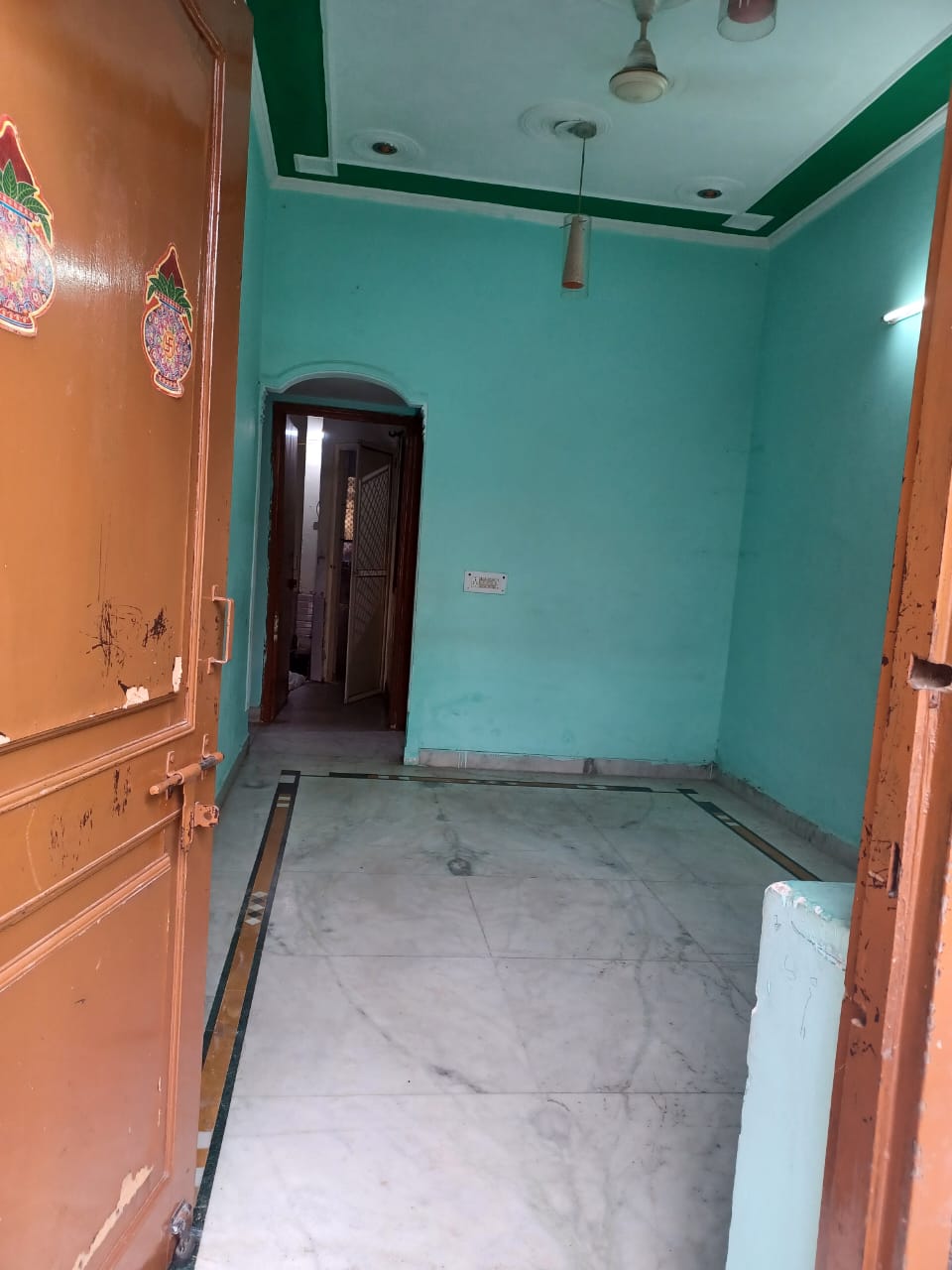 1 BHK Independent House For Rent in Alpha 1 Greater Noida
