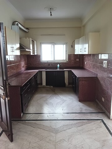 Kitchen in 2 BHK Independent House at RWA Apartments Sector 61, Sector 61 – for Rent