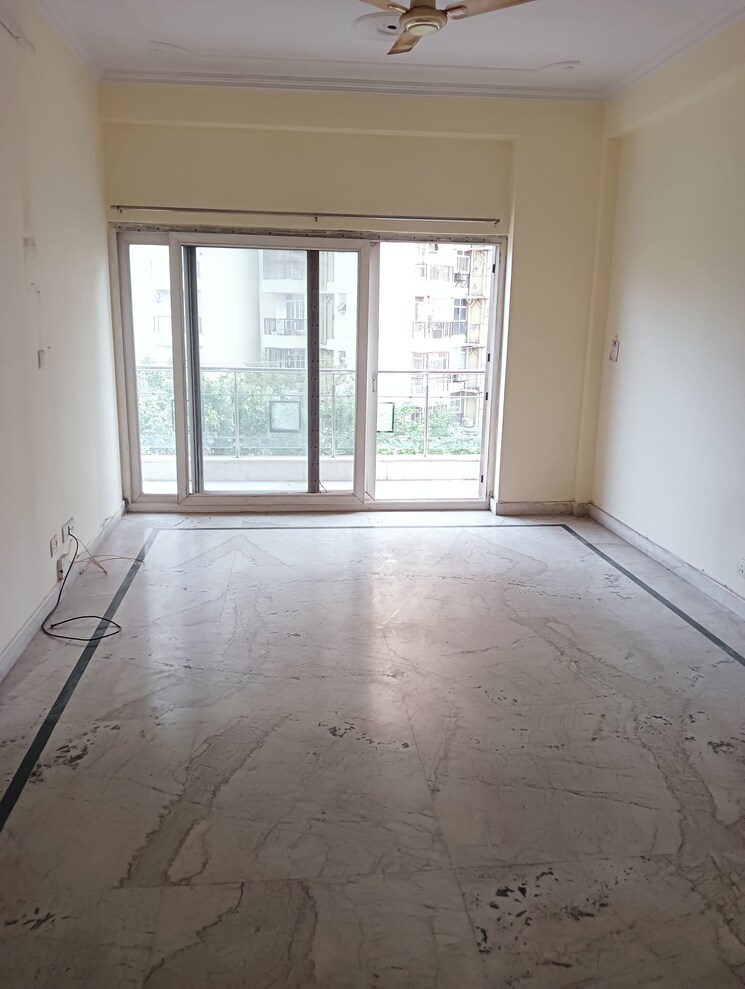 Room, rwa-apartments-sector-61 2 Bedroom 1200 Sq.Ft. Independent House In Sector 61 Noida 8965996