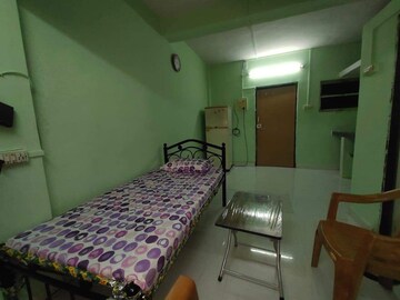 Bedroom in  Pg at Andheri East – for Rent