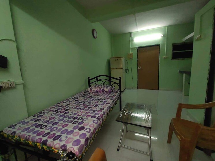 Bedroom, andheri east Pg For Boys In Andheri East 8966000