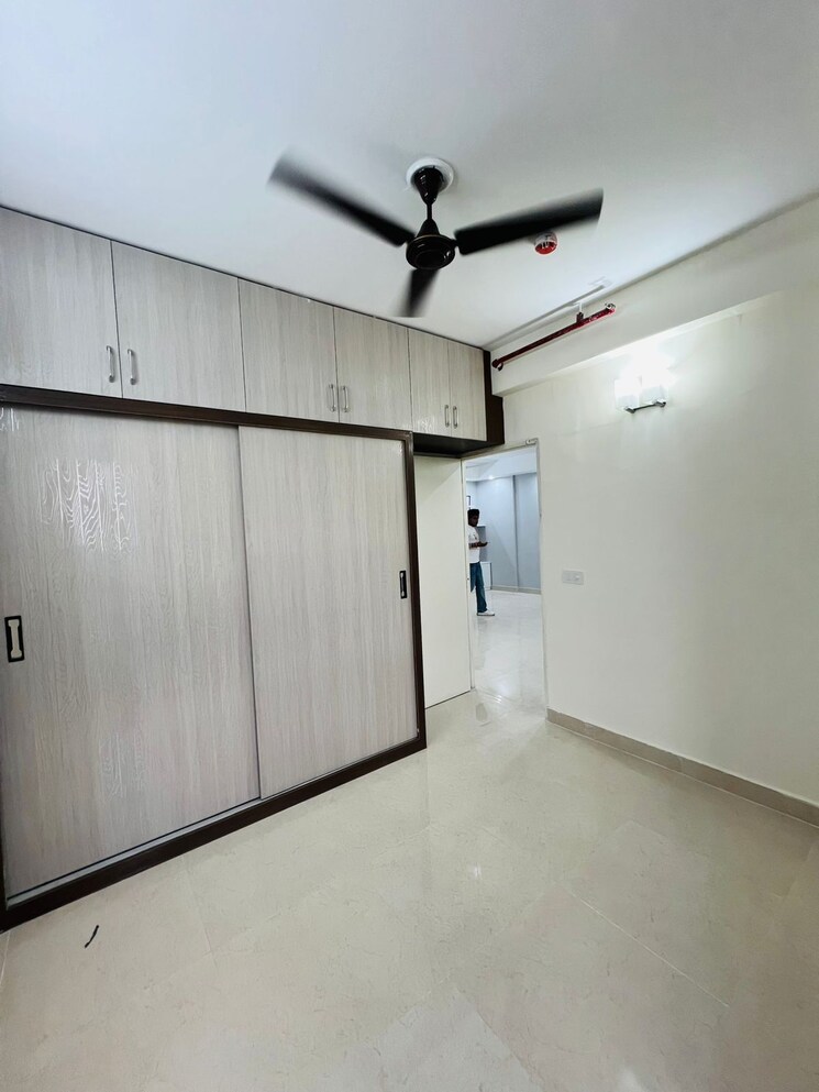 Room, signature-global-prime 2 Bedroom 834 Sq.Ft. Apartment In Sector 63a Gurgaon 8965994