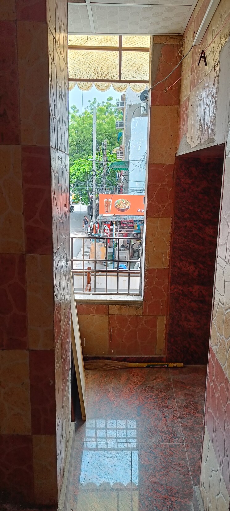 Balcony, rohini sector 8 1 Bedroom 48 Sq.Mt. Builder Floor In Rohini Sector 8 Delhi 8966023