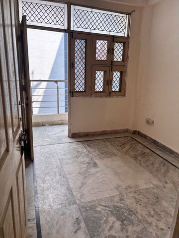 Room in 2 BHK Builder Floor at New Ashok Nagar – for Rent