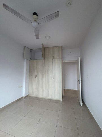 Room in 3 BHK Apartment at Puravankara Elita Promenade, Jp Nagar – for Rent