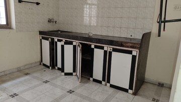 Room in 4 BHK Villa at Nityanand CHS Dhankawadi, Dhankawadi – for Rent