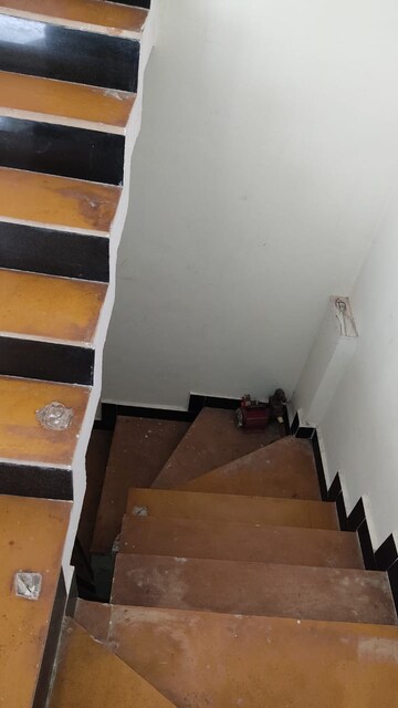 Furnished Amenities in 4 BHK Villa at Nityanand CHS Dhankawadi, Dhankawadi – for Rent