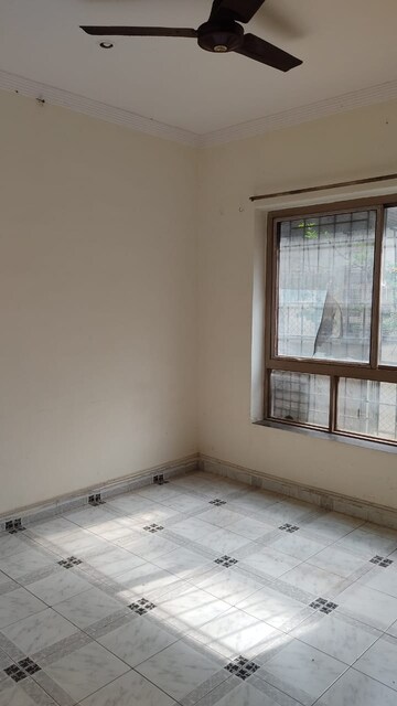 Room in 4 BHK Villa at Nityanand CHS Dhankawadi, Dhankawadi – for Rent