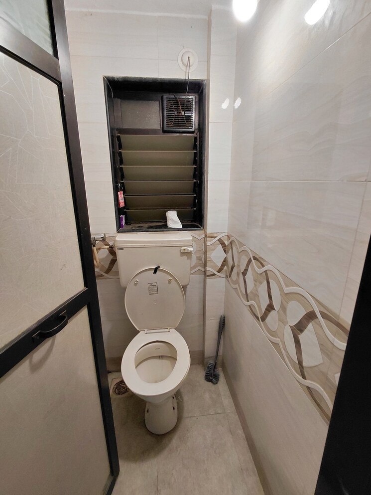 Bathroom, amarnath-apartment-andheri 1.5 Bedroom 670 Sq.Ft. Apartment In Andheri East Mumbai 8966057