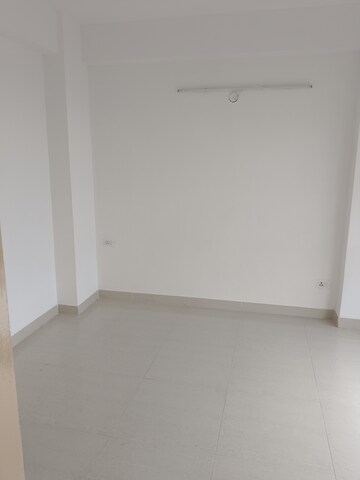Room in 2 BHK Apartment at Signature Global Synera, Sector 81 – for Rent