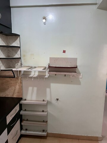 Furnished Amenities in 2 BHK Apartment at Mahaveer Orchids, Hosa Road – for Rent