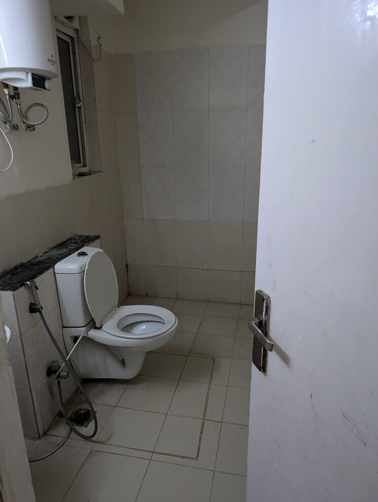 Bathroom, jaypee-green-wish-town-klassic 2 Bedroom 1160 Sq.Ft. Apartment In Sector 134 Noida 8966074