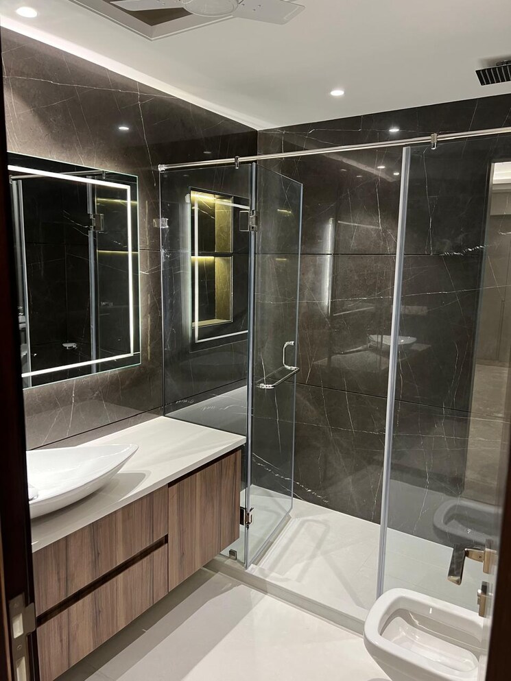 Kitchen, greater kailash i 3 Bedroom 208 Sq.Yd. Builder Floor In Greater Kailash I Delhi 8966075