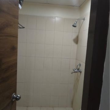 Bathroom in 3 BHK Apartment at Puri Pratham, Sector 84 – for Rent