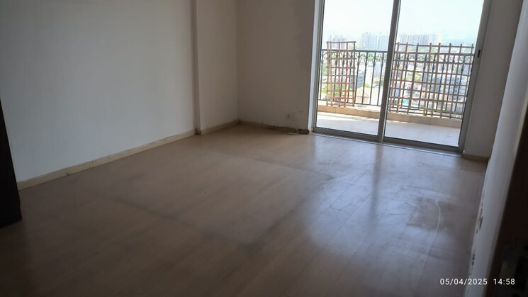Room, dlf-new-town-heights-ii 3 Bedroom 1930 Sq.Ft. Apartment In Sector 86 Gurgaon 8966096