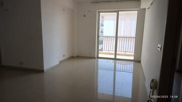 Room in 3 BHK Apartment at DLF New Town Heights II, Sector 86 – for Rent