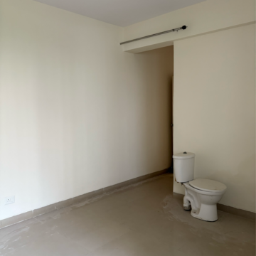 Room in 2 BHK Apartment at Puri Pratham, Sector 84 – for Rent