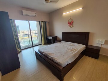 Bedroom in 3 BHK Apartment at HDIL Metropolis Residences, Andheri West – for Rent