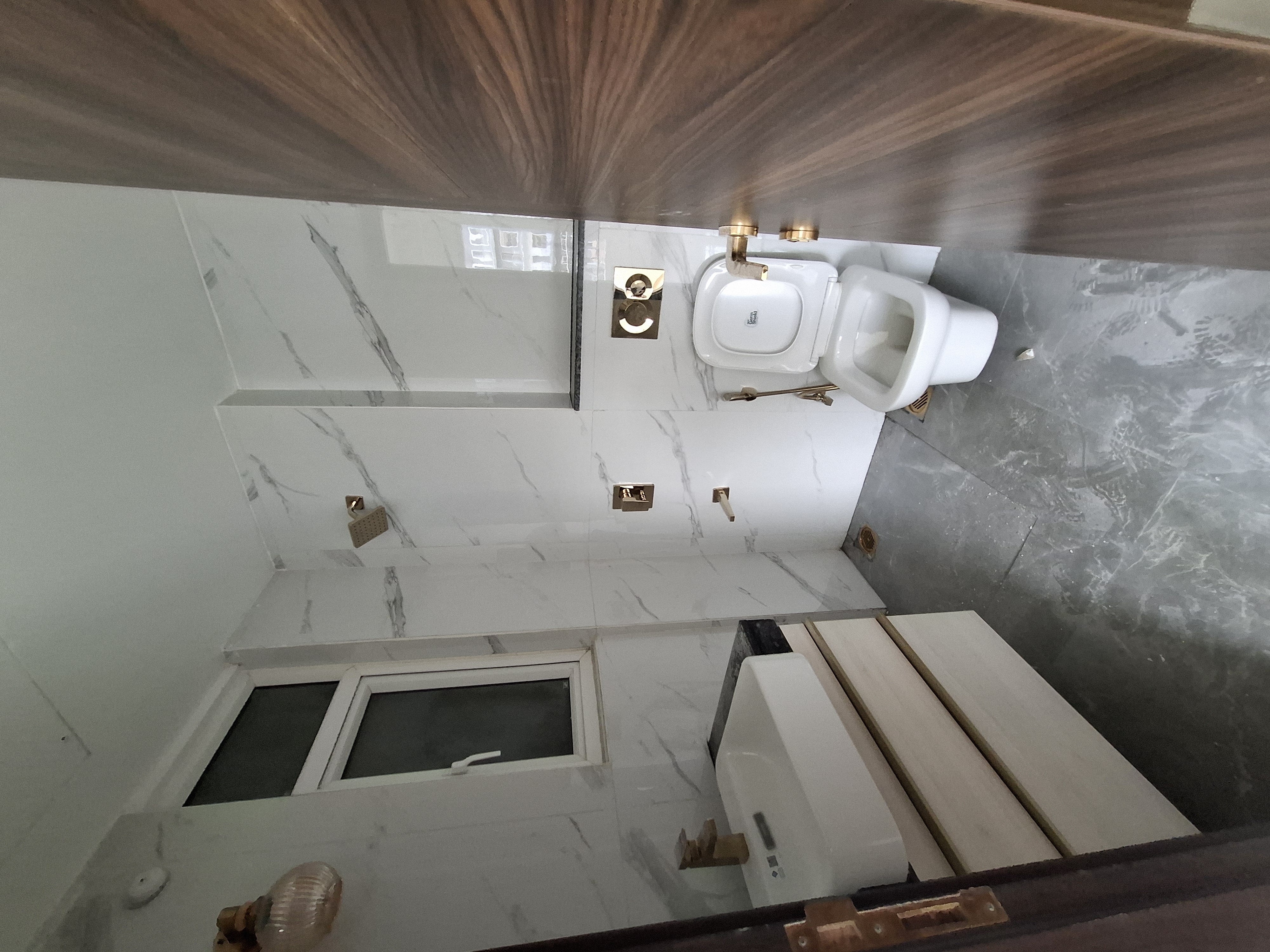 3 BHK + Servant Room Apartment For Rent in Tulip Yellow