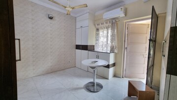 Master Bedroom in 2 BHK Apartment at Nalanda CHS Malad West, Malad West – for Rent