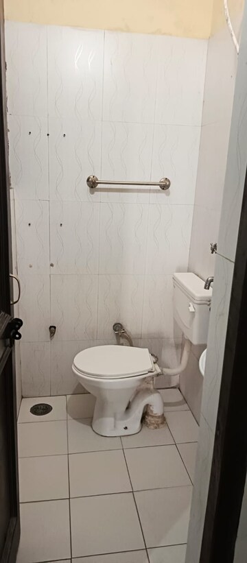 2 BHK Builder Floor For Rent in Dhakoli