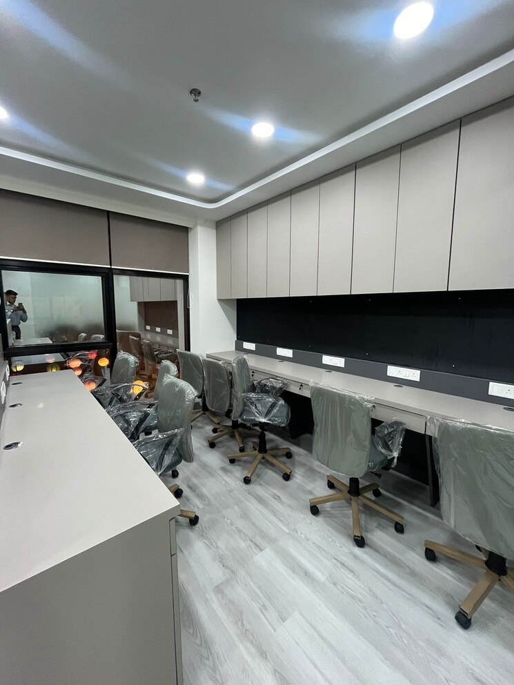 Team Area, akshar-business-park Commercial Office Space 430 Sq.Ft. In Vashi Sector 19f Navi Mumbai 8966157
