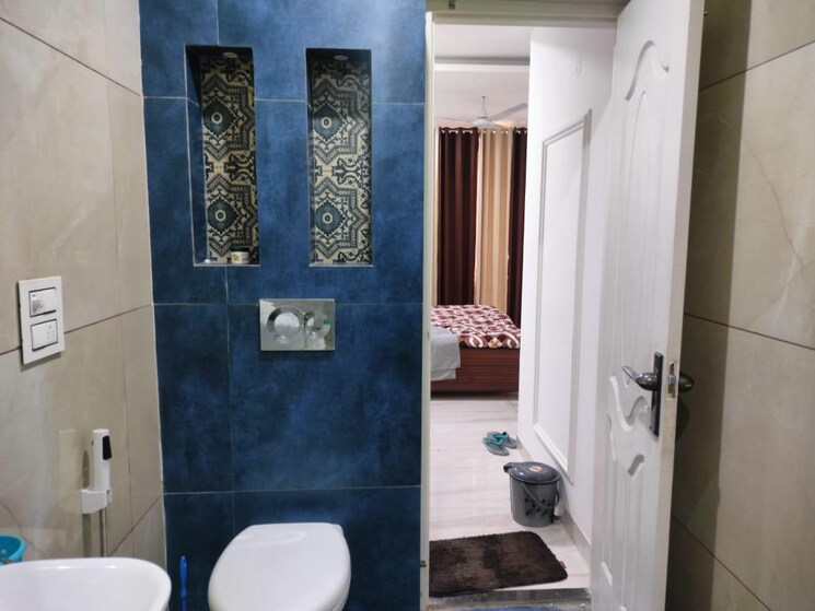 Bathroom, ghb-splande 3 Bedroom 2000 Sq.Ft. Apartment In Patiala Road Zirakpur 8966201