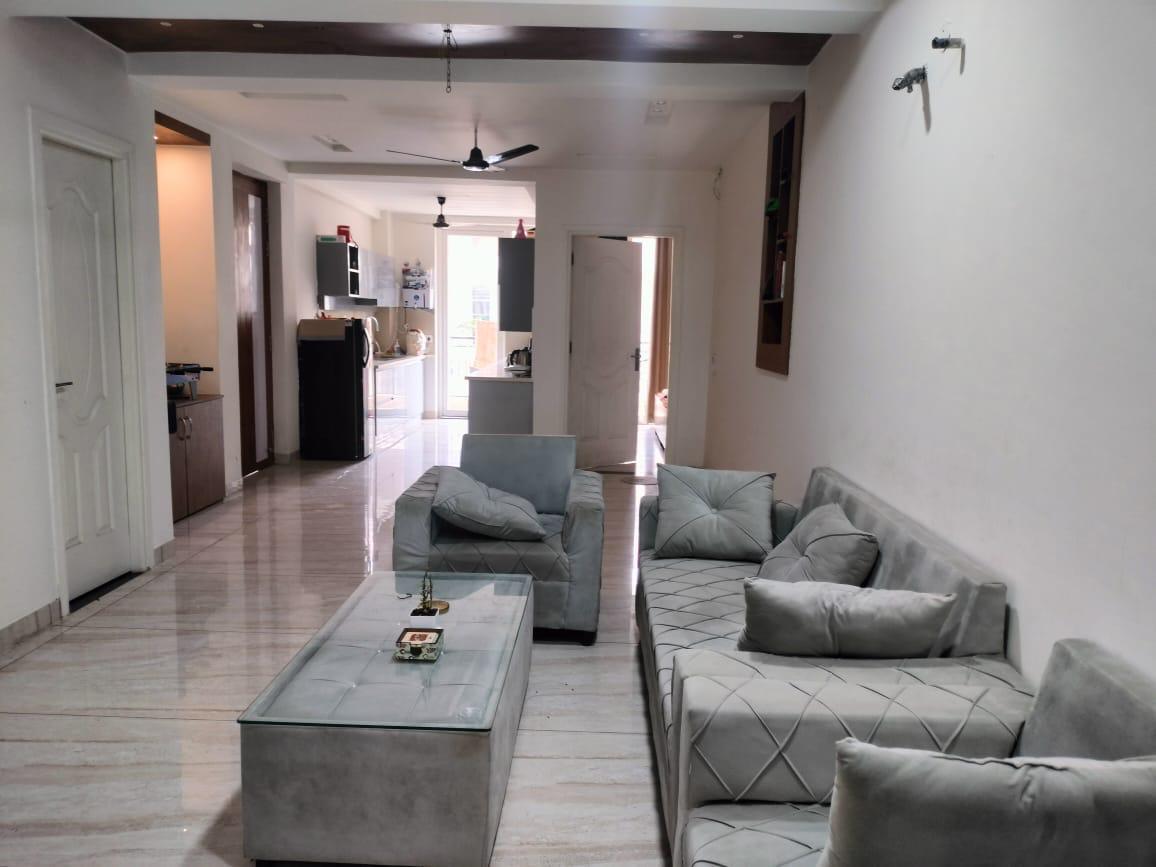 3 BHK Apartment For Rent in GHB Splande
