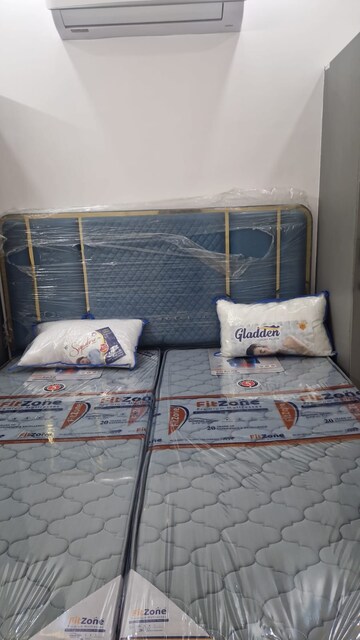 Bedroom in 1.5 BHK Builder Floor at Ashok Nagar – for Rent