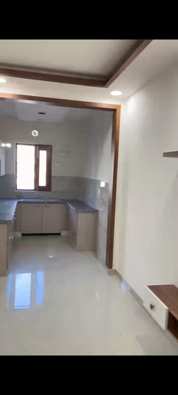 Bathroom in 2 BHK Builder Floor at RPS Palm Drive, Sector 88 – for Rent