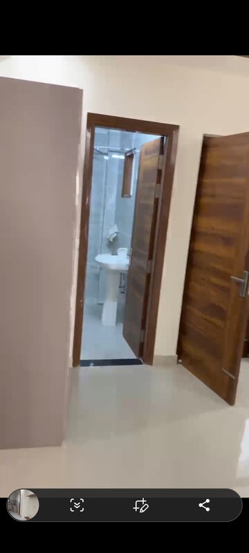 Building Lobby in 2 BHK Builder Floor at RPS Palm Drive, Sector 88 – for Rent