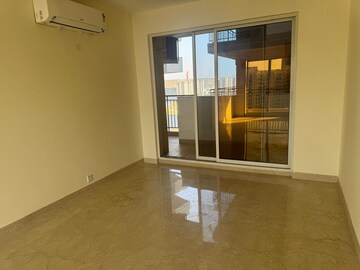 Room in 3 BHK Apartment at Bestech Park View Altura, Sector 79 – for Rent