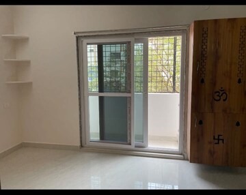 Room in 2 BHK Apartment at Manikonda – for Rent