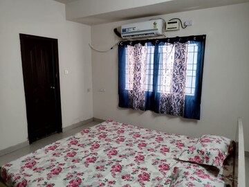 Bedroom in 2 BHK Apartment at Manikonda – for Rent