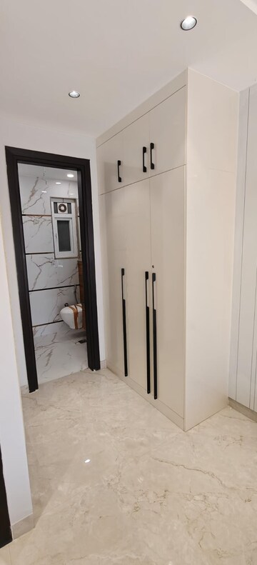 Washroom in 3 BHK Builder Floor at Anant Raj Estate Plots, Sector 63a – for Sale