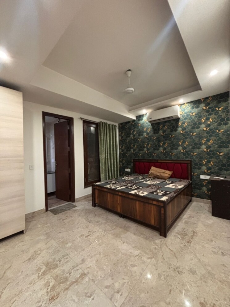 Bedroom, freedom fighters enclave 3 Bedroom 1500 Sq.Ft. Apartment In Freedom Fighters Enclave Delhi 8966304