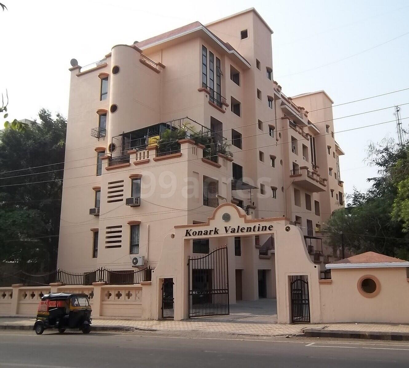 2 BHK + Extra Room Apartment For Sale in Konark Valentine