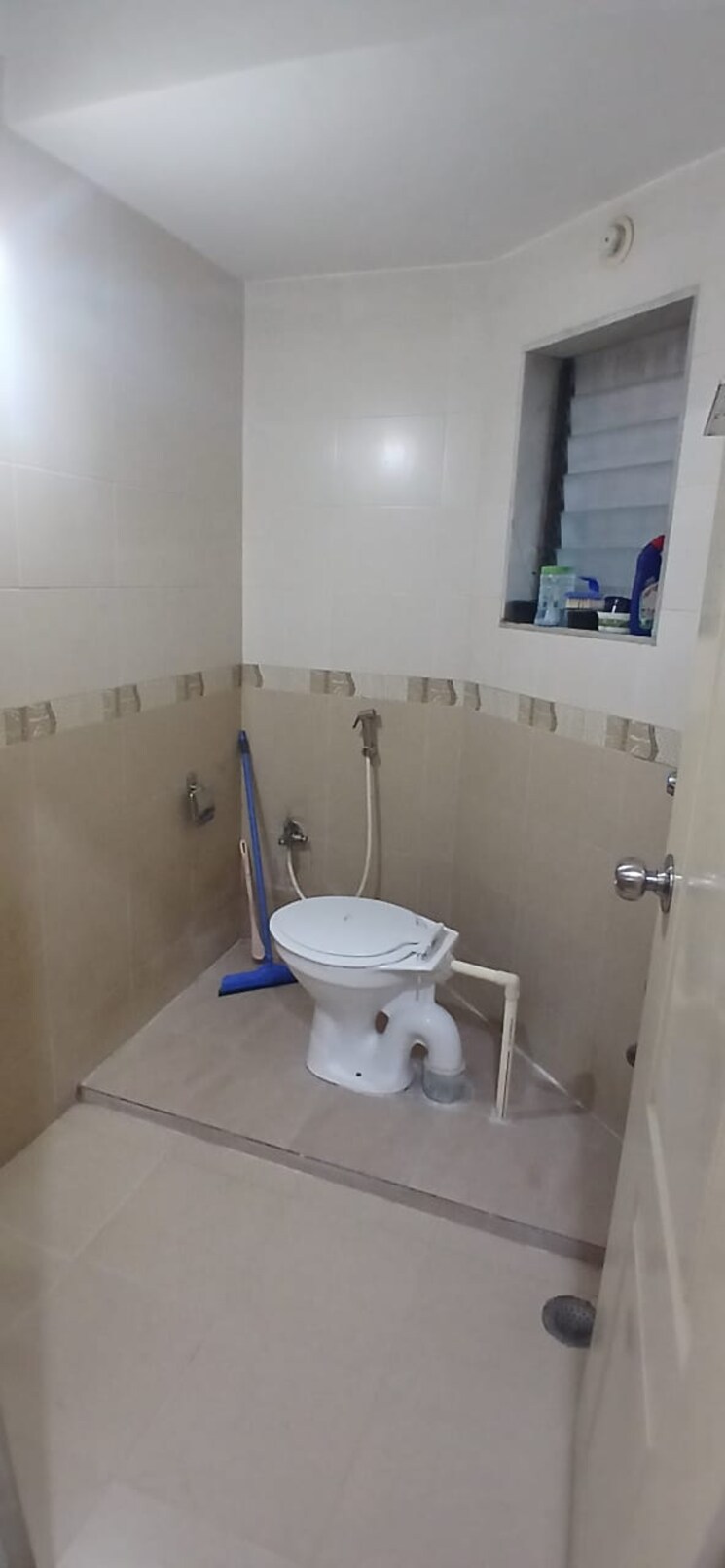 Bathroom, happy-valley 2 Bedroom 1050 Sq.Ft. Apartment In Manpada Thane 8966354