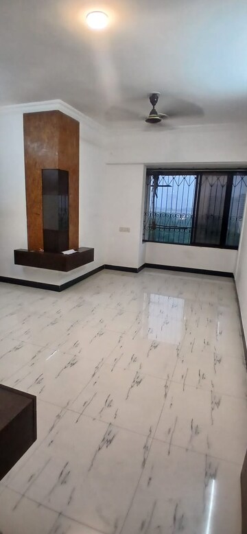 Bedroom in 2 BHK Apartment at Happy Valley, Manpada – for Rent