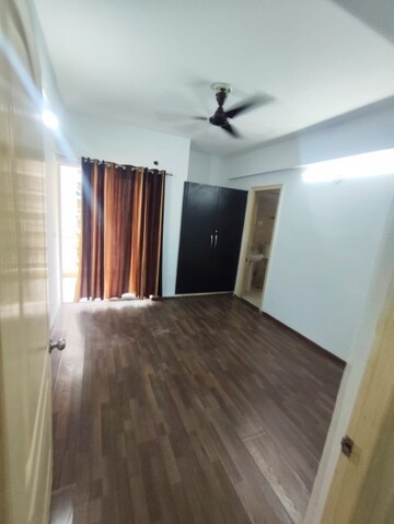 Bedroom in 3.5 BHK Apartment at Paras Seasons, Sector 168 – for Rent