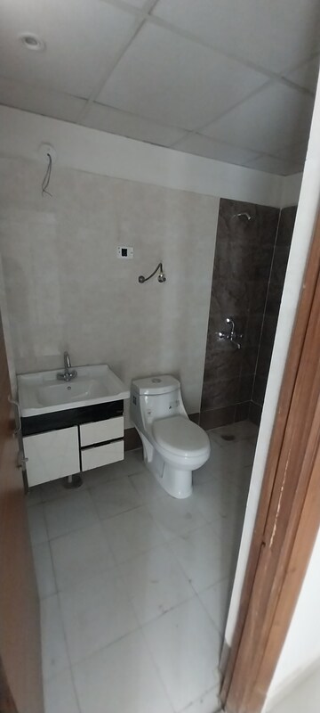 Furnished Amenities in 2 BHK Apartment at Mehak Jeevan, Raj Nagar Extension – for Rent