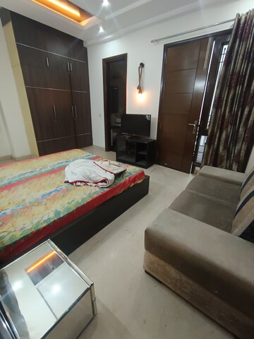 Bedroom in 3 BHK Builder Floor at Shivalik Colony – for Rent